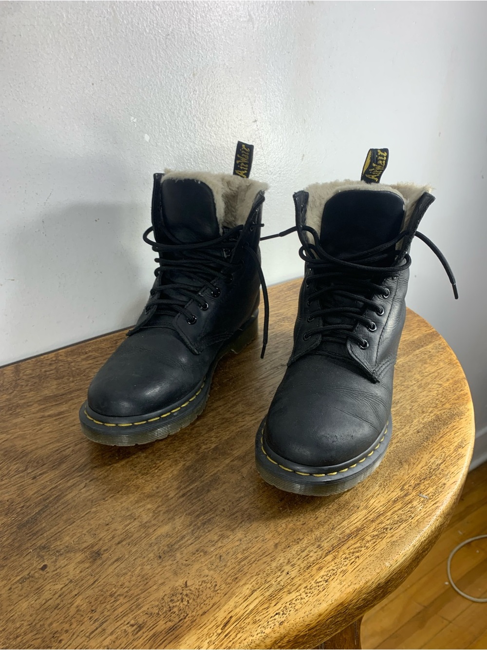 Dr Martens Winter waterproof leather boots - Picture 2 of 12